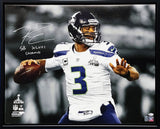 Russell Wilson Auto Framed Canvas Photo Seahawks SB Champs Beckett WE98403