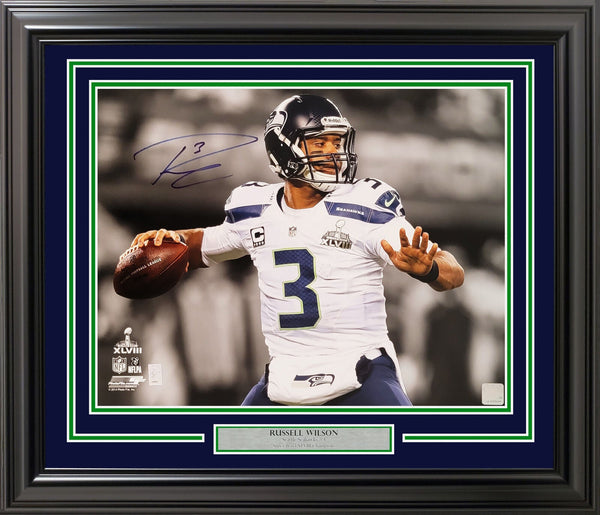 Russell Wilson Autographed Framed 16x20 Photo Seahawks Super Bowl RW Holo 30801