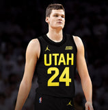 Walker Kessler Signed Utah Jazz Jersey (JSA COA) 2022 1st Round NBA Draft Pick