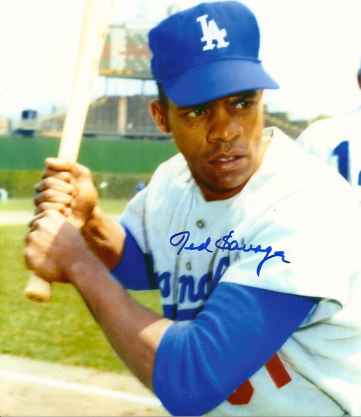 Lo Angeles Dodgers TED SAVAGE Signed 8x10 Photo #4 AUTO - Los Angeles 1968