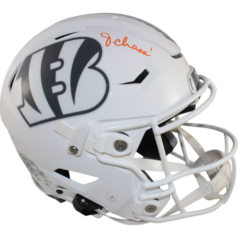 Ja'Marr Chase Signed Cincinnati Bengals SpeedFlex 24 STS Helmet Beckett 50775