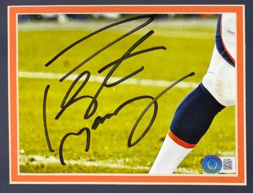 Peyton Manning Signed Framed Cut Signature w/ 8x10 Denver Broncos Phot ...