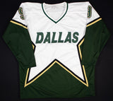 Mike Modano Signed Dallas Stars White Jersey (Beckett) 1999 Stanley Cup Champ