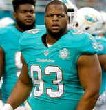 Ndamukong Suh Signed Miami Dolphins Jersey (Beckett) 2010 #2 Overall Draft Pk DT