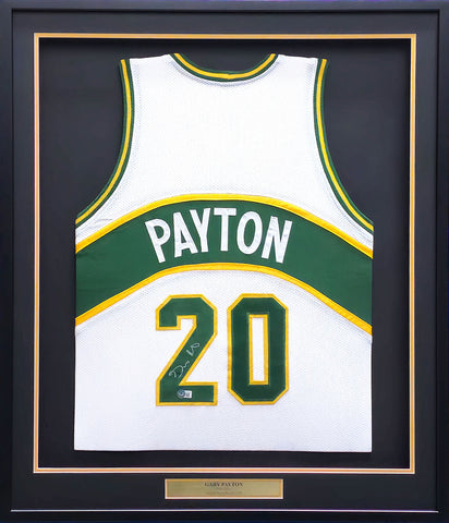 SEATTLE SUPERSONICS GARY PAYTON AUTOGRAPHED FRAMED WHITE JERSEY BECKETT 223787