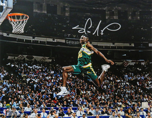 Shawn Kemp Signed Seattle Supersonics In Air Action 16x20 Photo - (SCHWARTZ COA)