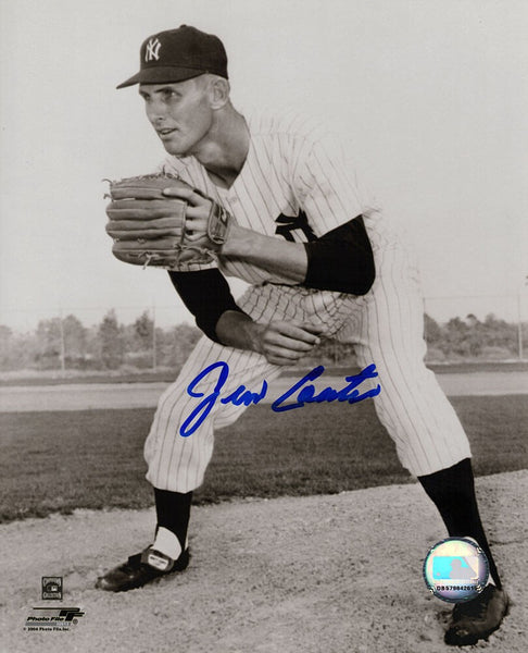 Jim Coates Signed Yankees B&W Pitching Pose 8x10 Photo - (SCHWARTZ COA)