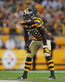 Le'Veon Bell Signed Pittsburgh Steelers Bumble Bee Throwback Jersey (JSA COA) RB