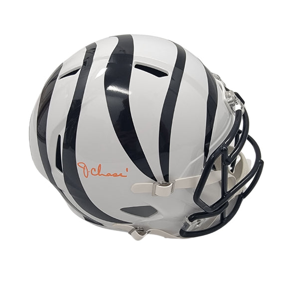 Ja'Marr Chase Signed Cincinnati Bengals 2022 White ALT Replica Helmet Beckett