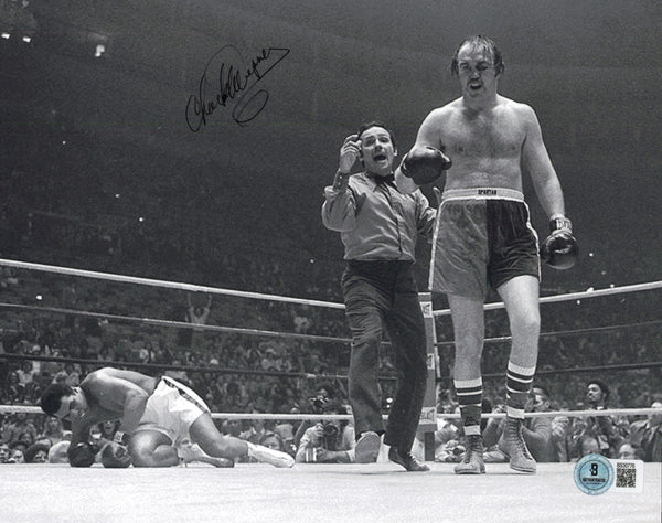 Chuck Wepner Autographed Signed 8x10 Photo Beckett BAS QR #BS30776