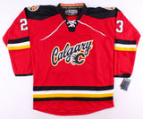 Sean Monahan Signed Flames Reebok Jersey (Beckett COA) 6th Pick 2013 Draft