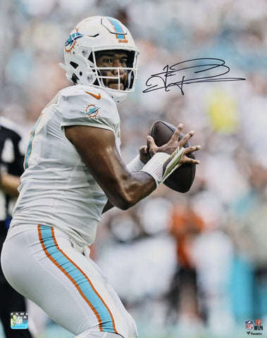 Tua Tagovailoa Miami Dolphins Signed Throwing 16x20 Photo Fanatics Authentic