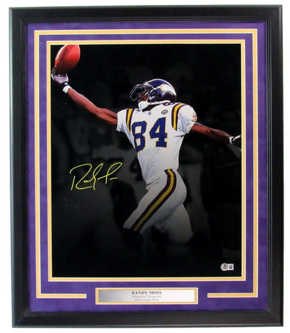 Randy Moss HOF Signed/Autographed Vikings 16x20 Photo Framed ITP Beckett 200962