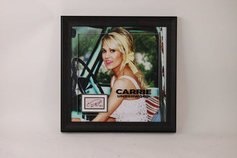 Carrie Underwood Autographed 16"x20" Framed Photo Beckett COA