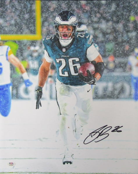 Saquon Barkley Philadelphia Eagles Autographed 16x20 Photo PSA/DNA 203742