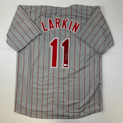 Autographed/Signed Barry Larkin Cincinnati Grey Pinstripe Baseball Jersey Becket