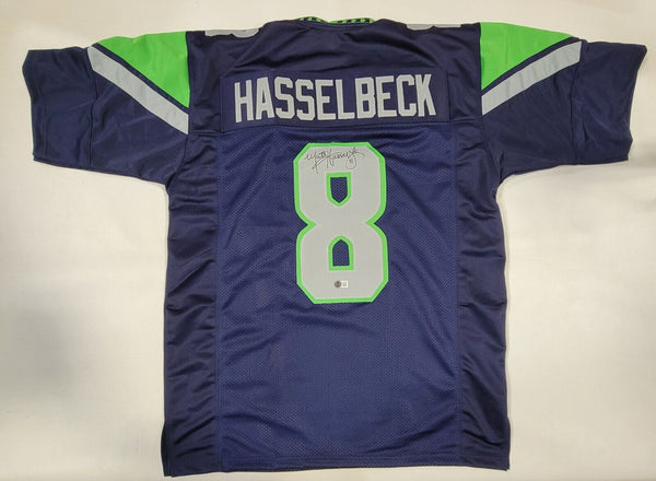 MATT HASSELBECK AUTOGRAPHED SIGNED PRO STYLE CUSTOM JERSEY BECKETT COA