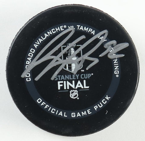 Gabriel Landeskog Signed 2022 Stanley Cup Final Logo Hockey Puck (Fanatics)