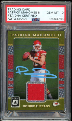 2017 Donruss Optic Threads Jersey #7 Patrick Mahomes RC PSA/DNA Auto GEM MINT 10