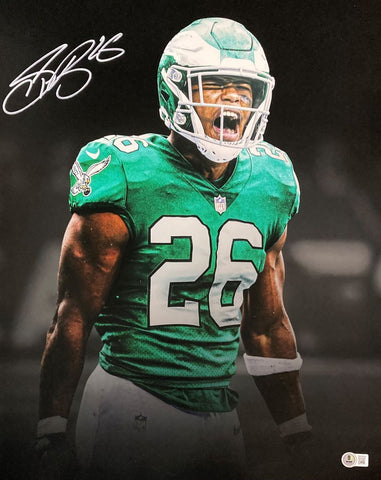 Saquon Barkley Signed 16x20 Philadelphia Eagles Kelly Green Jersey Photo BAS ITP