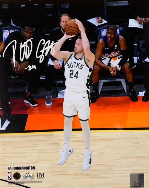 Milw Bucks 2021 NBA Champ PAT CONNAUGHTON Signed 8x10 Photo #1 AUTO