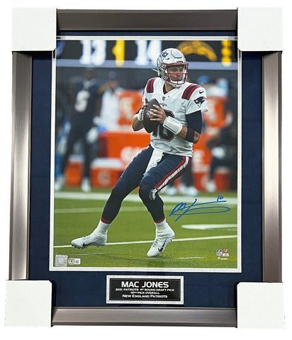Mac Jones New England Patriots Signed Away 16x20 Matted & Framed Photo JSA