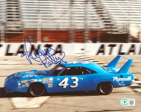 Richard Petty NASCAR Authentic Signed 8x10 Photo Autographed BAS #BG90965