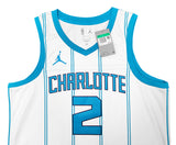 HORNETS LAMELO BALL AUTOGRAPHED WHITE NIKE SWINGMAN JERSEY XL BECKETT 209487