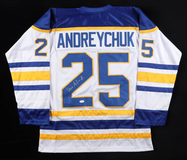 Dave Andreychuk Signed Buffalo Sabres Jersey (JSA COA) NHL Career 1982-2006/L.W.