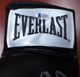 FLOYD MAYWEATHER JR. AUTOGRAPHED BLACK EVERLAST BOXING GLOVE LH BECKETT 121798