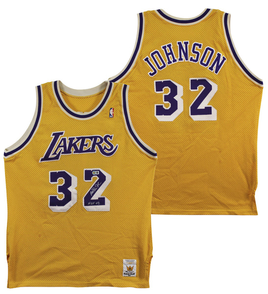 Lakers Magic Johnson "HOF 02" Signed Yellow MacGregor Sand-Knit Jersey BAS Wit 1