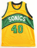 Shawn Kemp Signed Super Sonics Jersey (Beckett) Seattle's #1 Pck 1989 NBA Draft