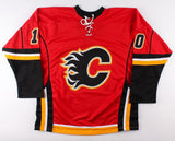 Kris Versteeg Signed Calgary Flames Jersey (Beckett) Playing career 2006-present