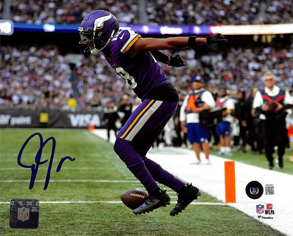 Justin Jefferson Autographed Minnesota Vikings 8x10 Photo BAS 40963