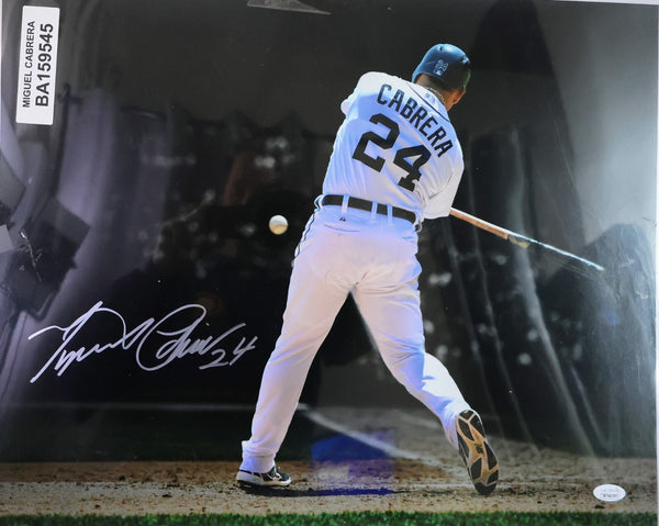 Miguel Cabrera Autographed Detroit Tigers 16x20 Photo | JSA COA