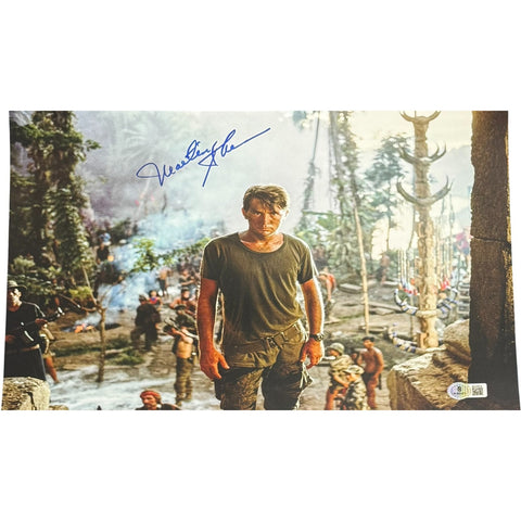 Martin Sheen Autographed/Signed Apocalypse Now 11x14 Photo Beckett 54366