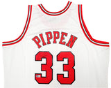 BULLS SCOTTIE PIPPEN AUTOGRAPHED WHITE AUTHENTIC M&N JERSEY XXL BECKETT 210846