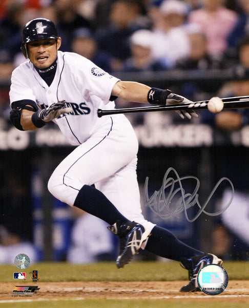 Ichiro Suzuki Signed Mariners Hitting Action 8x10 Photo -(Ichiro Hologram / COA)