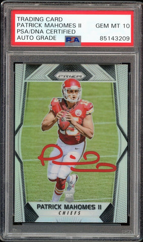 2017 Panini Prizm Silver Patrick Mahomes RC Red Ink PSA/DNA Auto GEM MINT 10