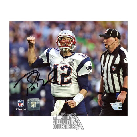 Tom Brady Autographed New England 8x10 Football Photo - Fanatics