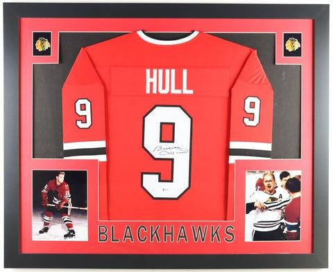 Bobby Hull Signed Chicago Blackhawks Framed Jersey (Beckett) 1961 Stanley Cup