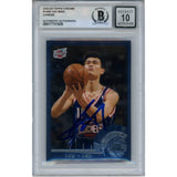 Yao Ming Signed Houston Rockets 2002 Topps Chrome #146B Chinese 10 Beckett 48687