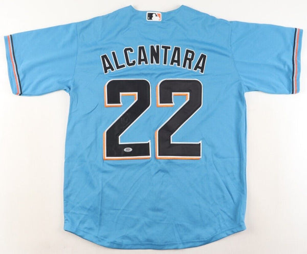 Sandy Alcantara Signed Miami Marlins Jersey (PSA COA) 2022 N.L. Cy Young Award