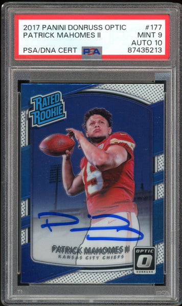 2017 Donruss Optic Rated Rookie Patrick Mahomes RC Rookie On Card PSA 9/10 Auto
