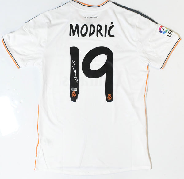 Luka Modric Autographed Real Madrid CF Home Soccer Jersey #19 - Beckett Holo *L