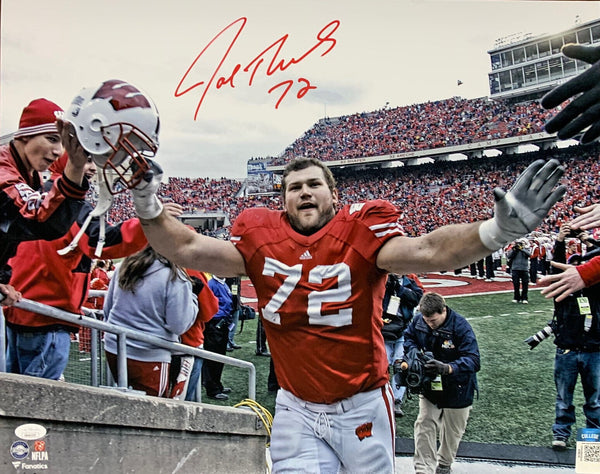 WI Badgers All American JOE THOMAS Signed 16x20 Photo #5 AUTO - Browns HOF - JSA