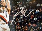 DAMIAN LILLARD AUTOGRAPHED 16X20 PHOTO PORTLAND TRAIL BLAZERS BECKETT BAS 195896