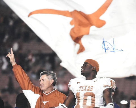 Vince Young Autographed Texas Longhorns 16x20 Smile Photo - JSA W *Blue