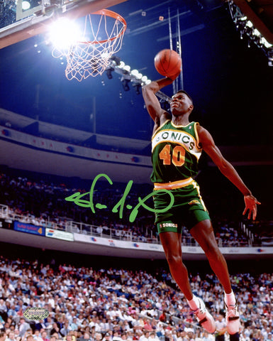 SHAWN KEMP AUTOGRAPHED 8X10 PHOTO SEATTLE SUPERSONICS SLAM DUNK MCS HOLO 202439