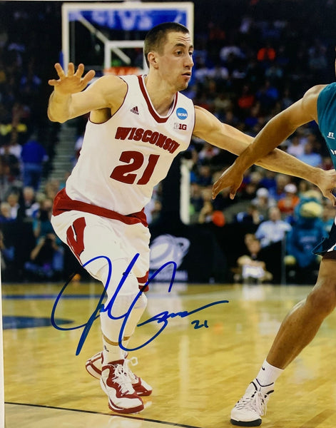 WI Badgers Basketball JOSH GASSER Signed 8X10 Photo #4 AUTO